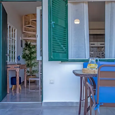 아파트 Ionian Blue Maisonettes 바니체스